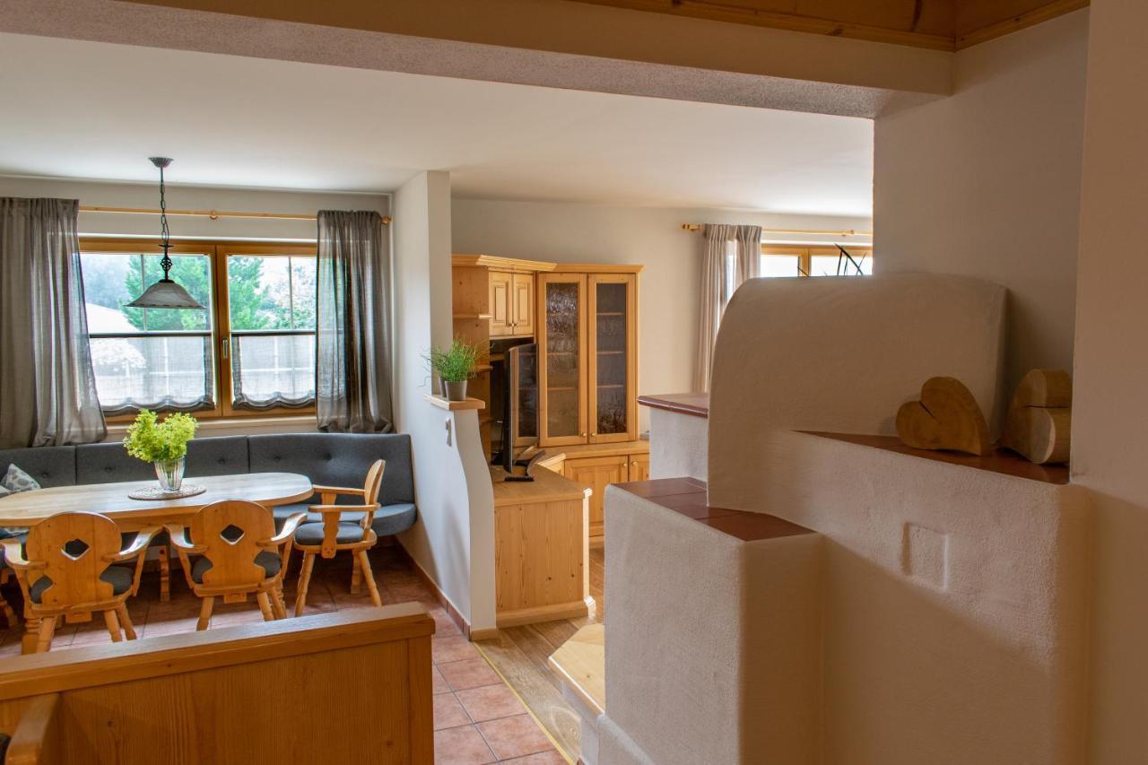 Weinzeit Chalet Konigsleiten Esterno foto